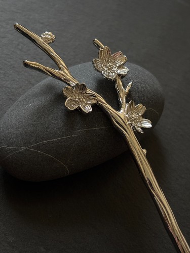 Haarstab zweig mit blüten - haarstab,