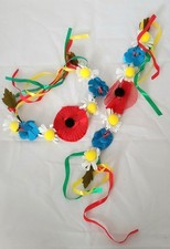 Haarband mit bunten Blüten